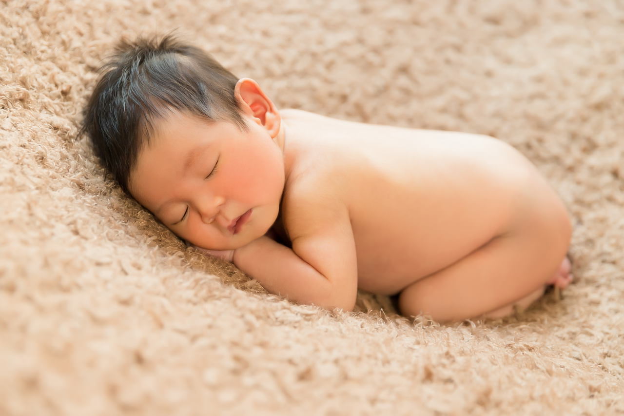 [育兒] 只需要一週就可以訓練寶寶睡過夜(親餵+瓶餵)